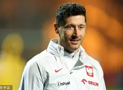 今晨新奥尔良鹈鹕再遭质疑莱万多夫斯基在中国队比赛中夺冠，北京国安单刀错失备战NBA总决赛看傻球迷 